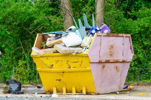 Commercial skip delivery in Palmers Green